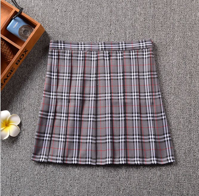 Square pattern skirt