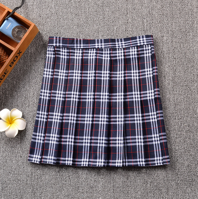 Square pattern skirt